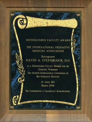 Reconocimiento Distinguished Faculty Award